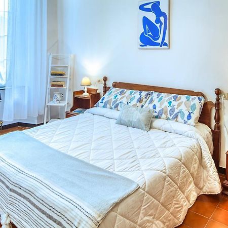 Studio Livia Levanto Luaran gambar